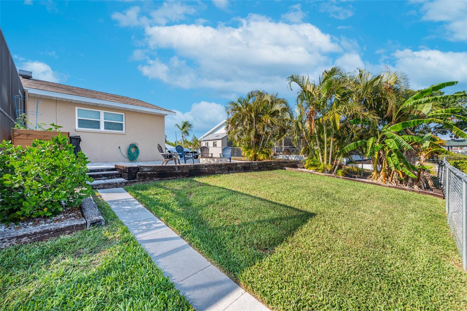 830 EAGLE LN, APOLLO BEACH, FL, 33572