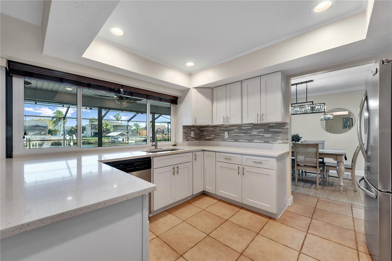 830 EAGLE LN, APOLLO BEACH, FL, 33572