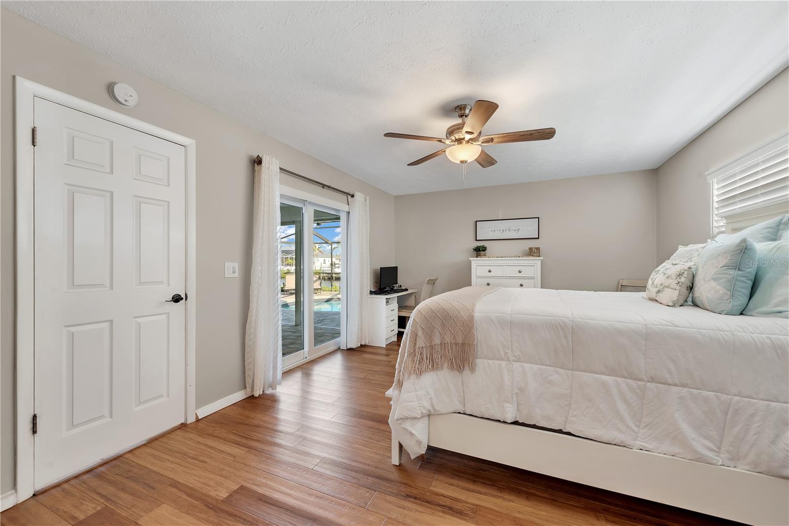 830 EAGLE LN, APOLLO BEACH, FL, 33572