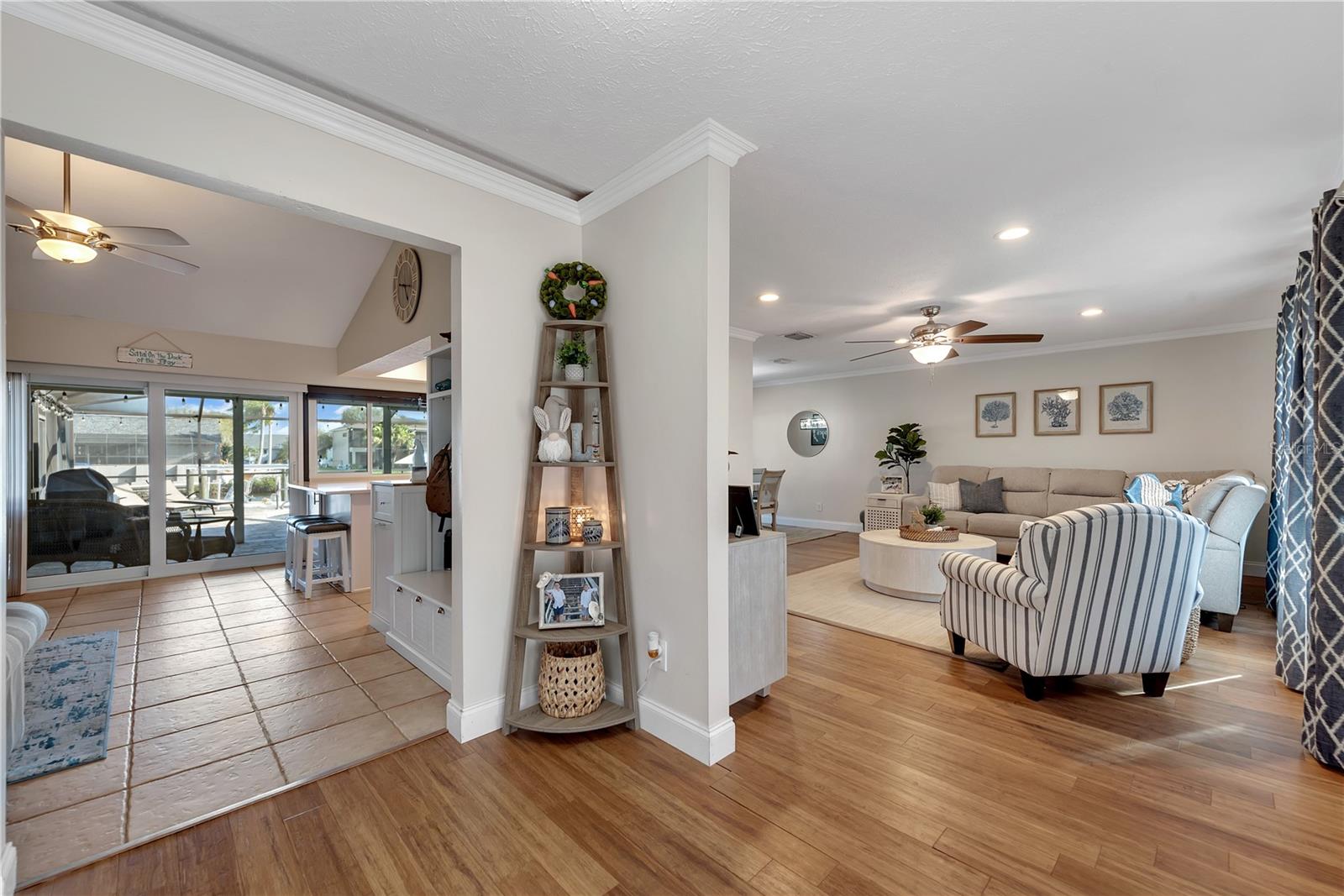 830 EAGLE LN, APOLLO BEACH, FL, 33572