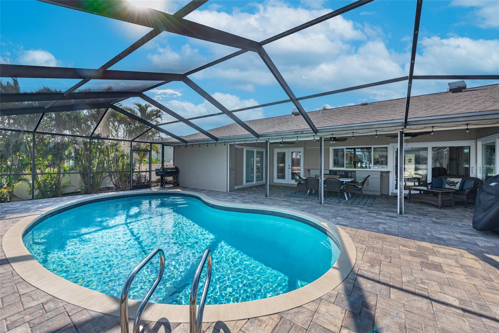 830 EAGLE LN, APOLLO BEACH, FL, 33572