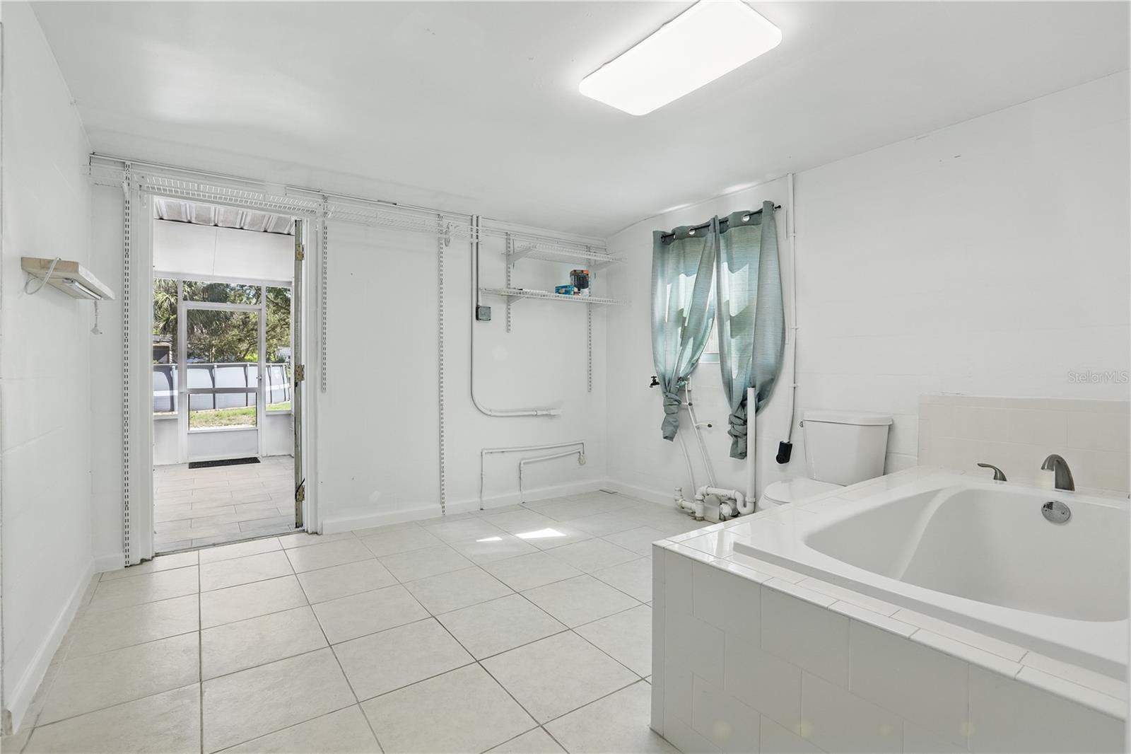 62 MAGNOLIA DR, DEBARY, FL, 32713