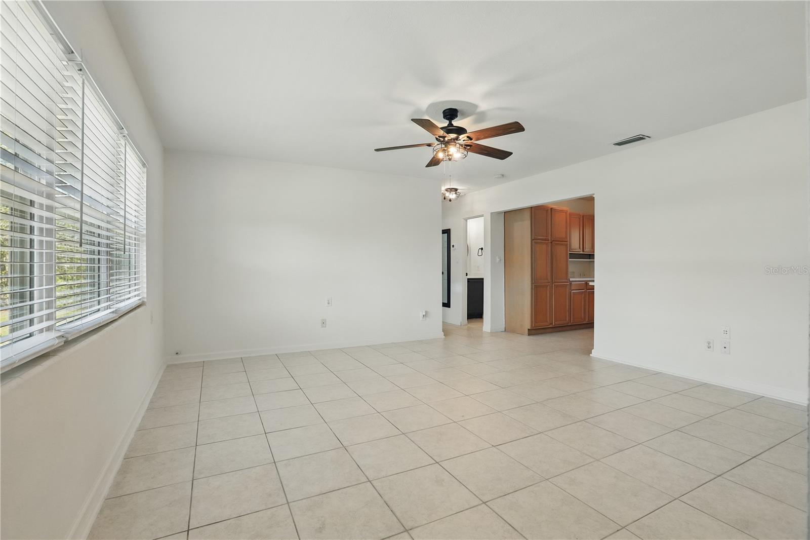 62 MAGNOLIA DR, DEBARY, FL, 32713