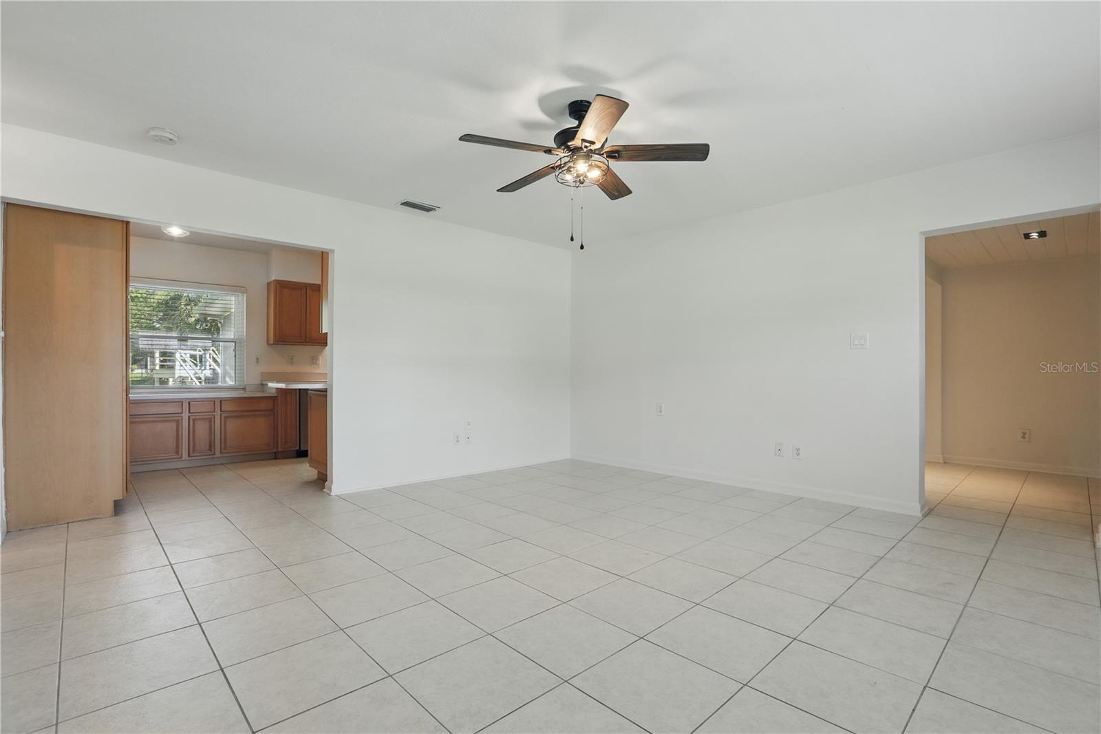 62 MAGNOLIA DR, DEBARY, FL, 32713