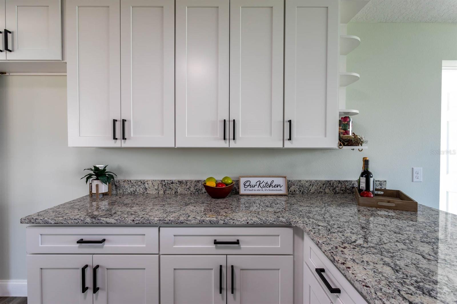 8 PALM DR, ORMOND BEACH, FL, 32176