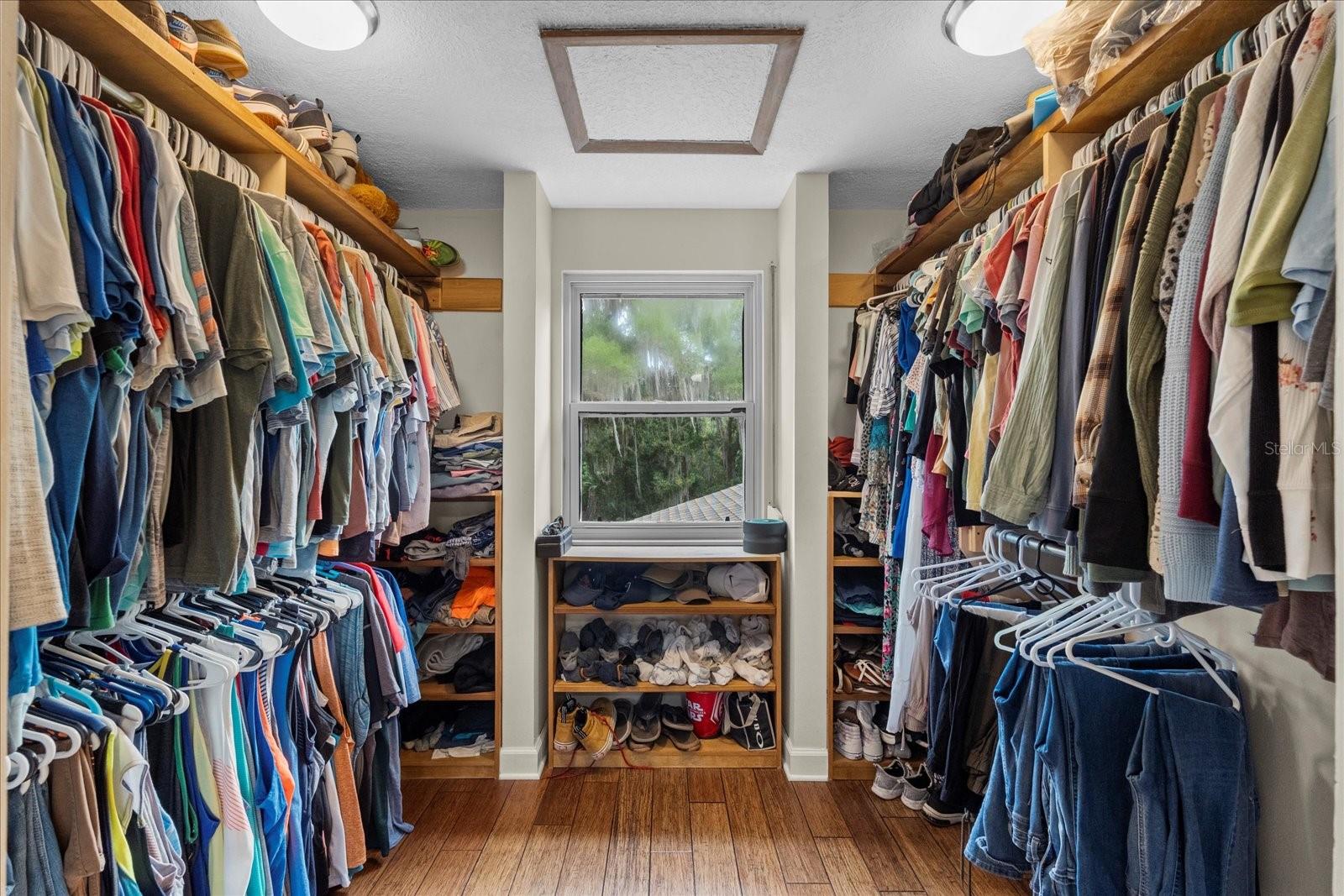 800 HIDDEN OAKS LN, OAK HILL, FL, 32759