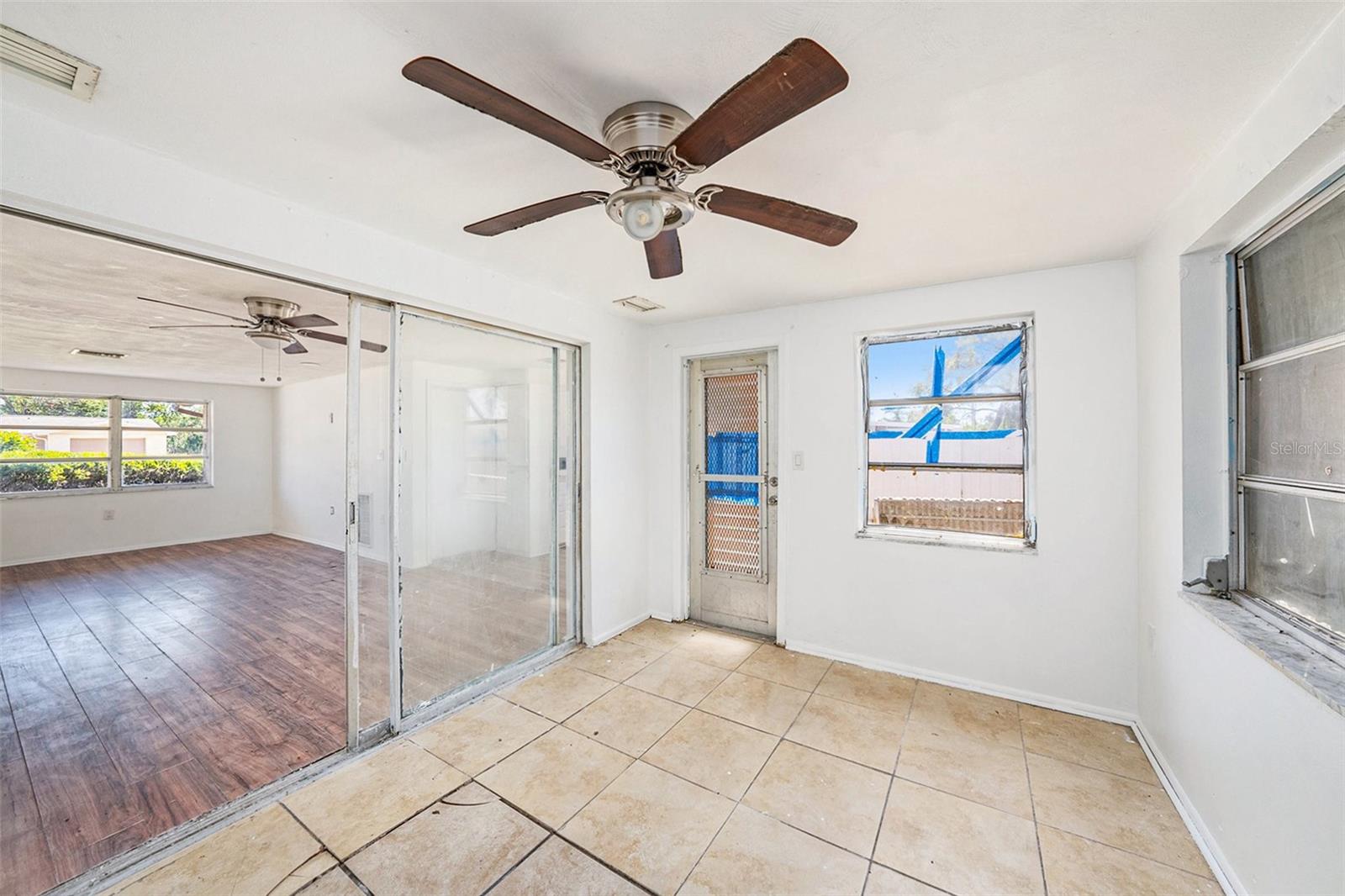 1051 NORMANDY BLVD, HOLIDAY, FL, 34691