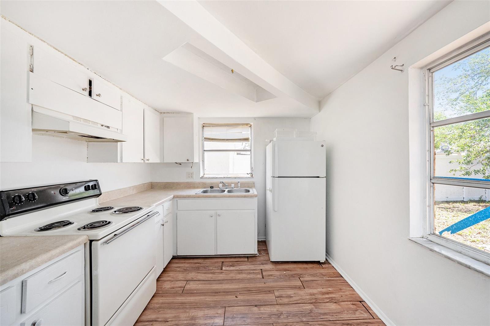 1051 NORMANDY BLVD, HOLIDAY, FL, 34691