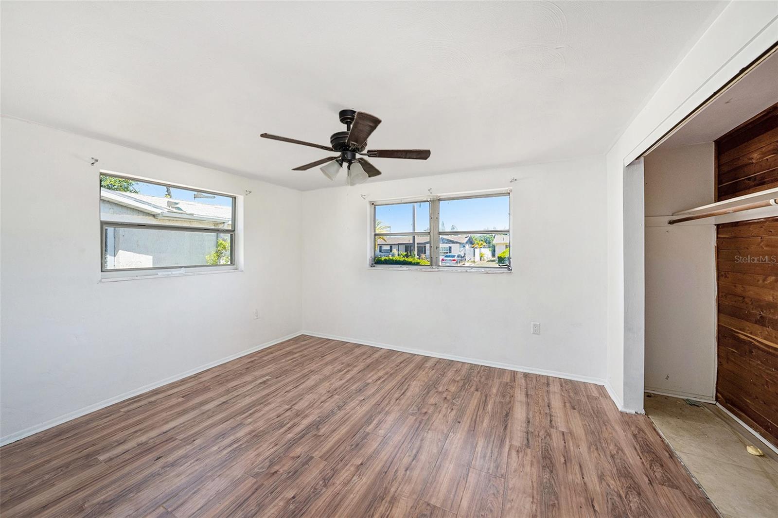 1051 NORMANDY BLVD, HOLIDAY, FL, 34691