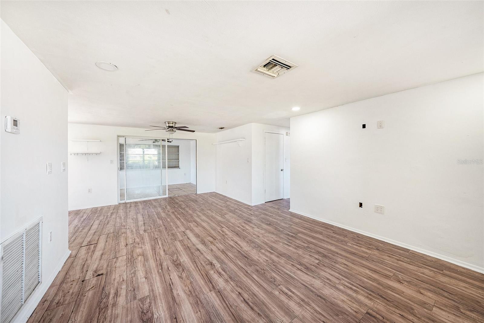 1051 NORMANDY BLVD, HOLIDAY, FL, 34691