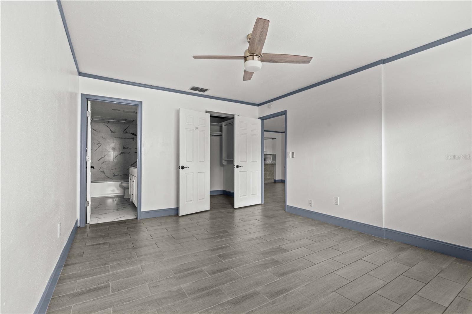 2275 62ND AVE N #5202, ST PETERSBURG, FL, 33702