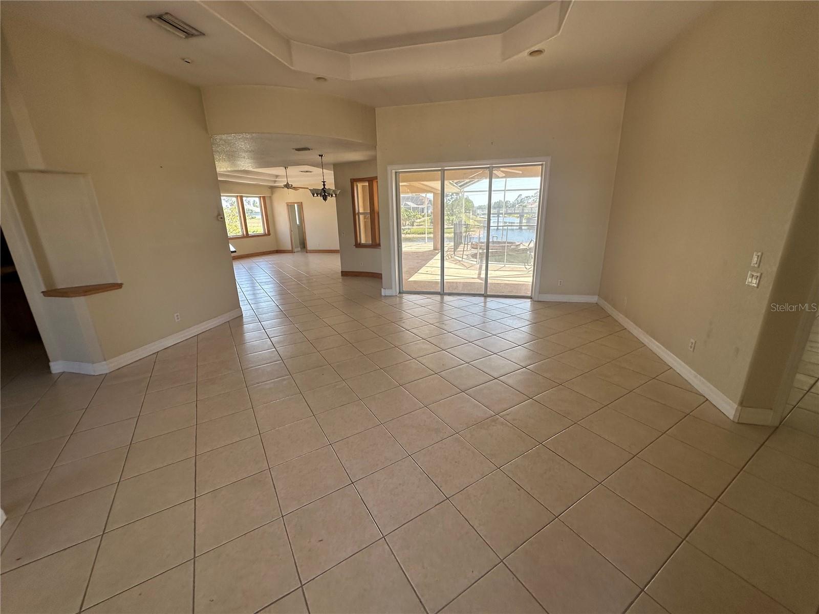 730 BOUNDARY BLVD, ROTONDA WEST, FL, 33947