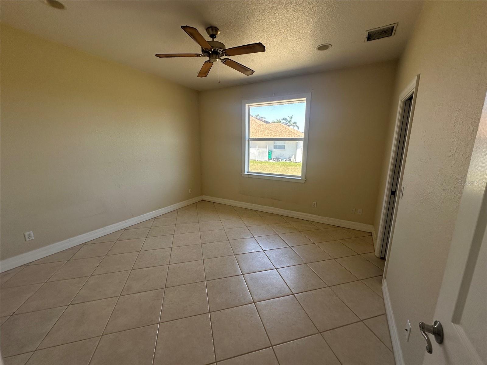 730 BOUNDARY BLVD, ROTONDA WEST, FL, 33947