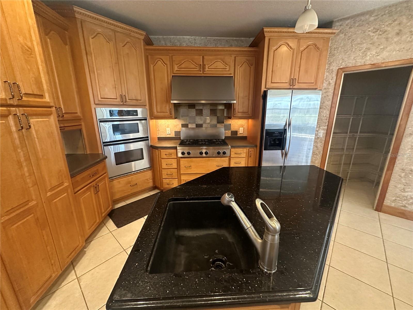 730 BOUNDARY BLVD, ROTONDA WEST, FL, 33947