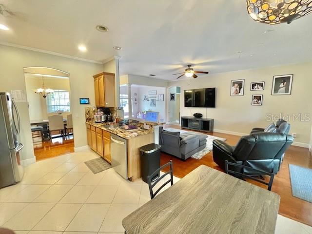 1818 PRECIOUS CIR, APOPKA, FL, 32712