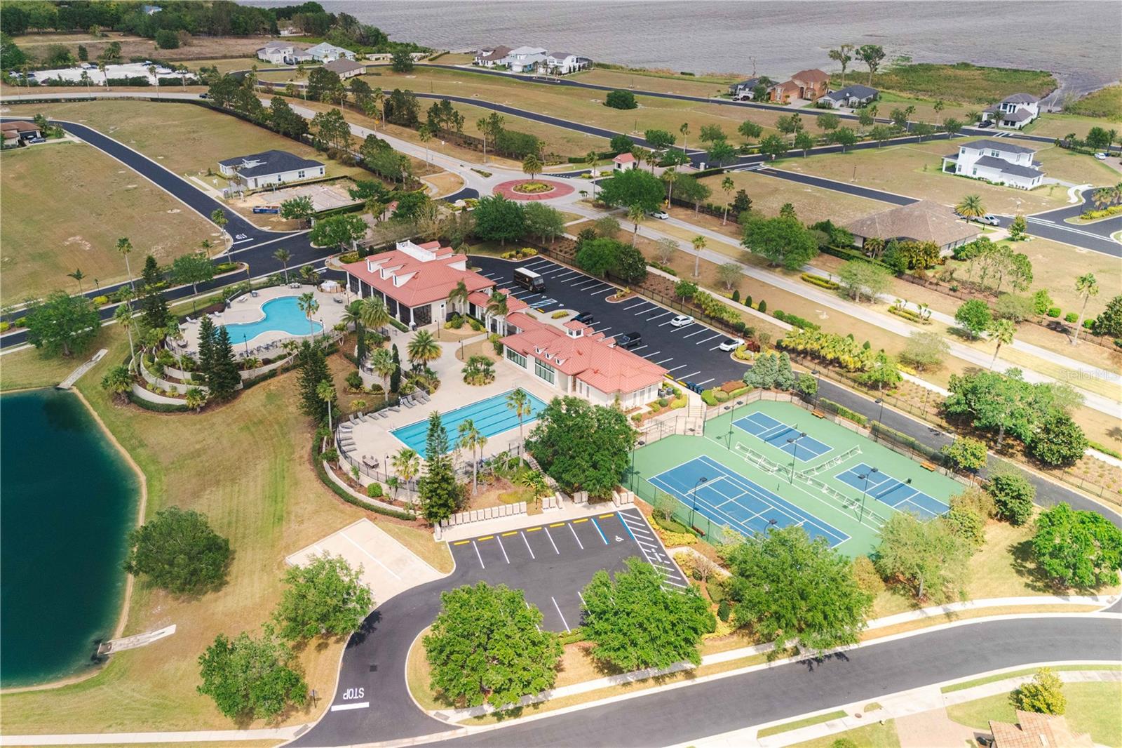 208 CALADONIA CT, LAKE ALFRED, FL, 33850