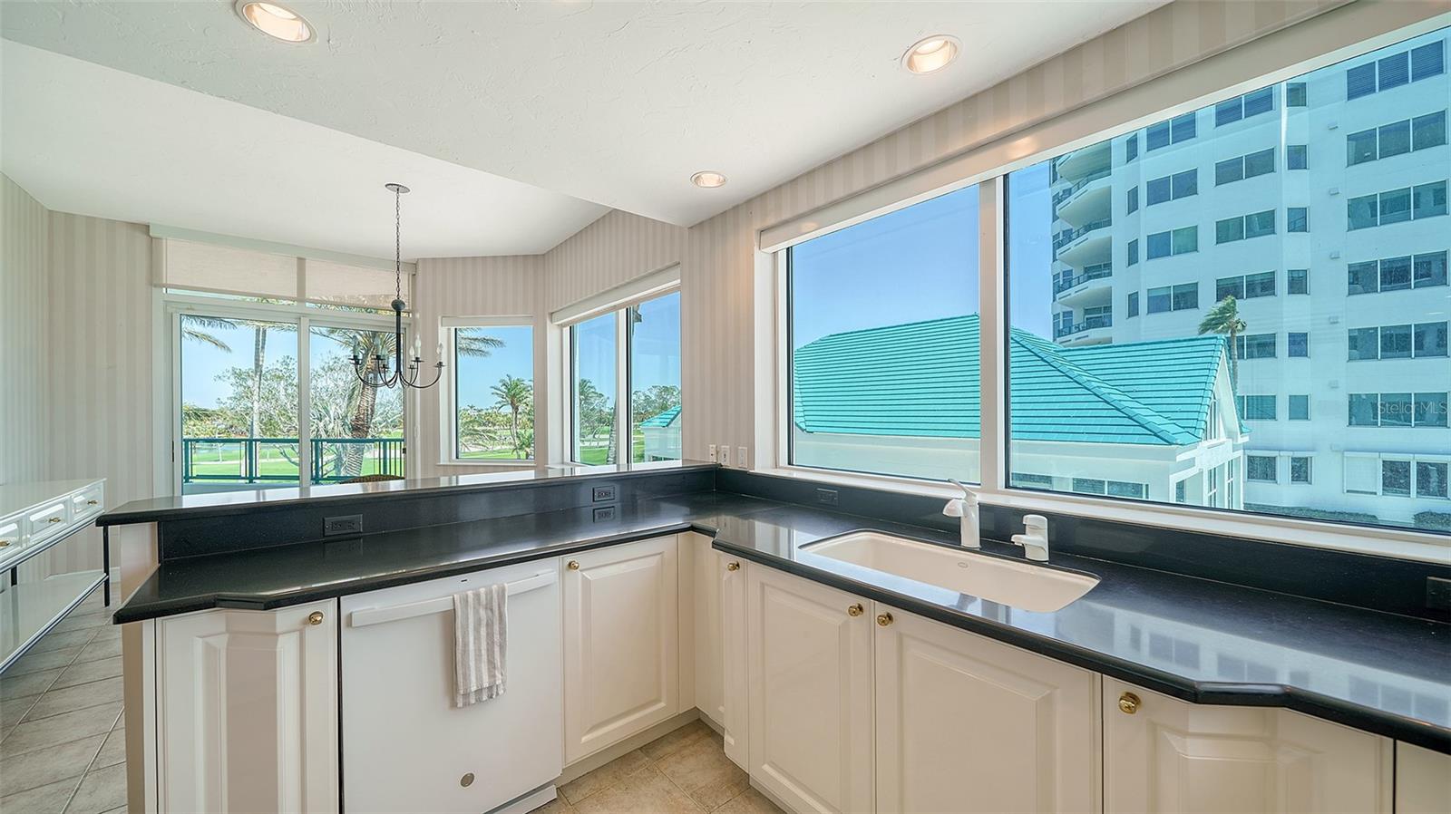 675 LONGBOAT CLUB RD #23A, LONGBOAT KEY, FL, 34228