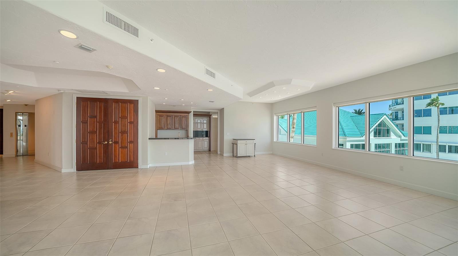 675 LONGBOAT CLUB RD #23A, LONGBOAT KEY, FL, 34228