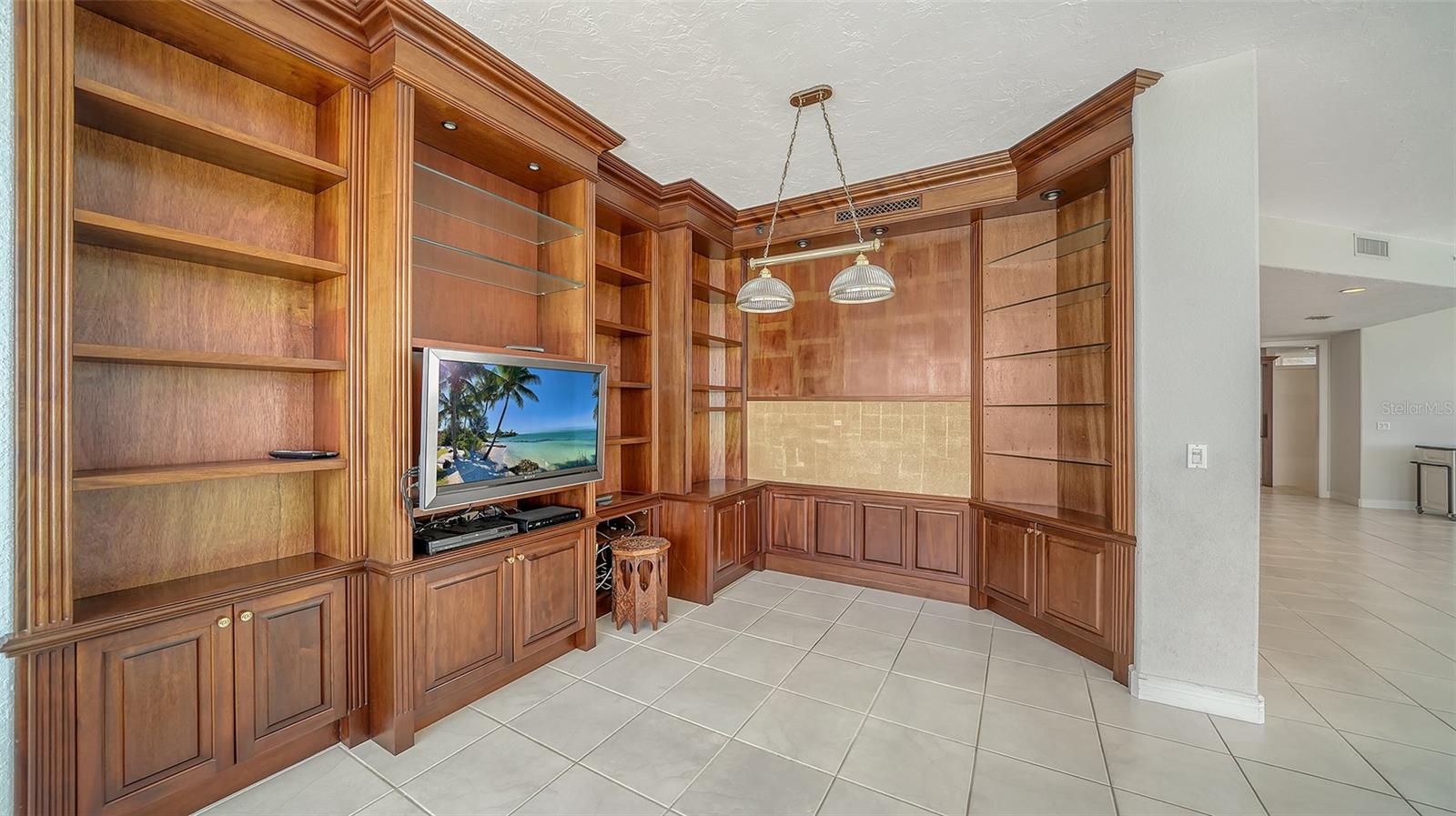 675 LONGBOAT CLUB RD #23A, LONGBOAT KEY, FL, 34228