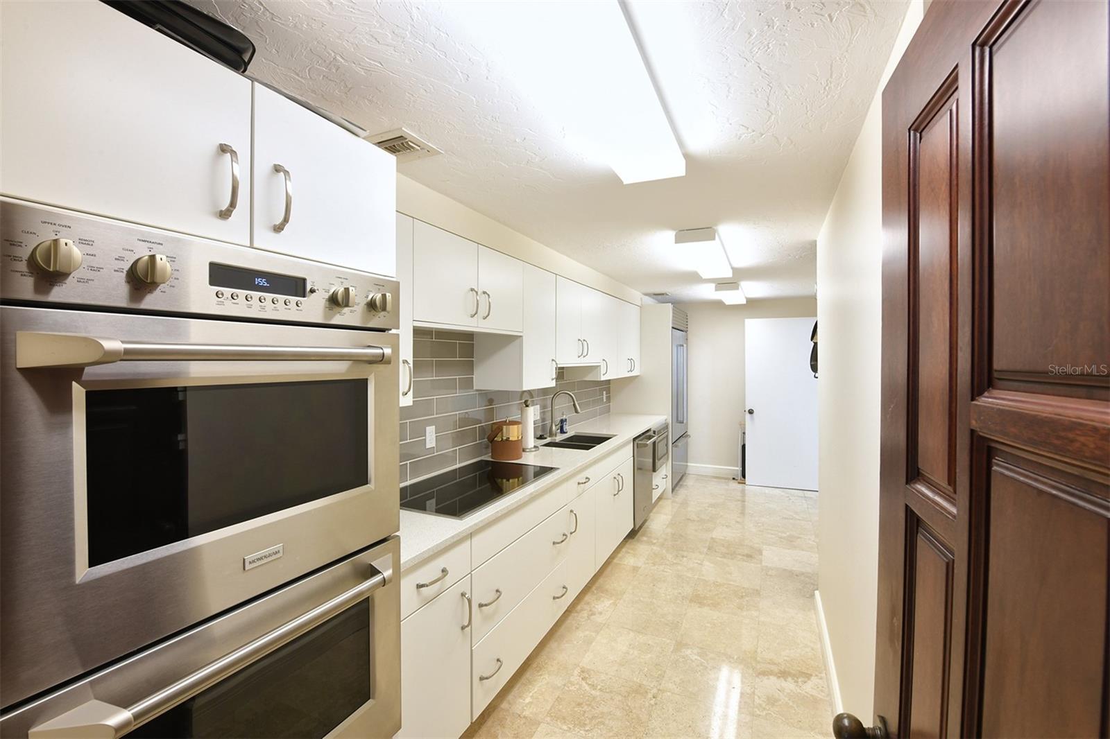 675 LONGBOAT CLUB RD #23A, LONGBOAT KEY, FL, 34228