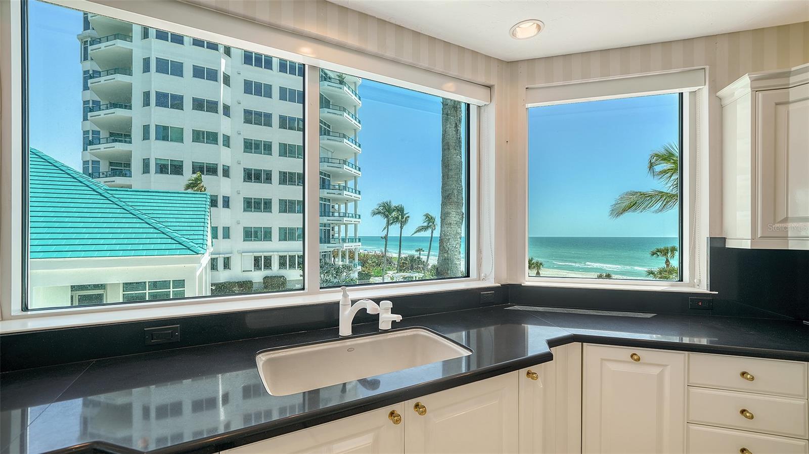675 LONGBOAT CLUB RD #23A, LONGBOAT KEY, FL, 34228
