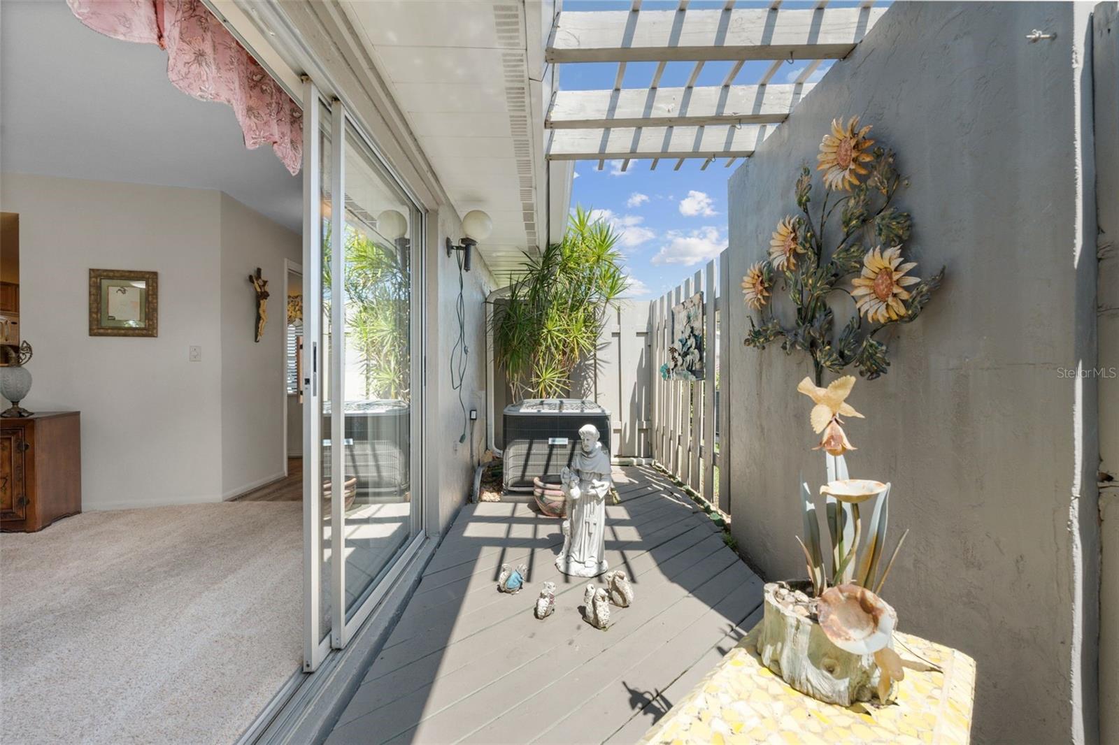 3921 CENTER GATE CIR #11, SARASOTA, FL, 34233