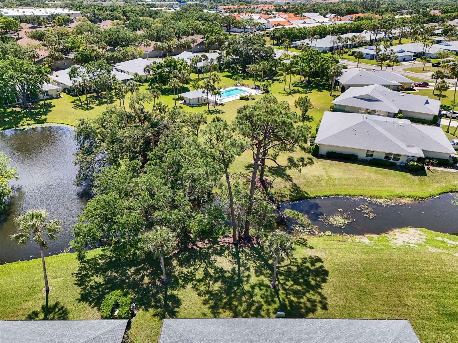 3921 CENTER GATE CIR #11, SARASOTA, FL, 34233