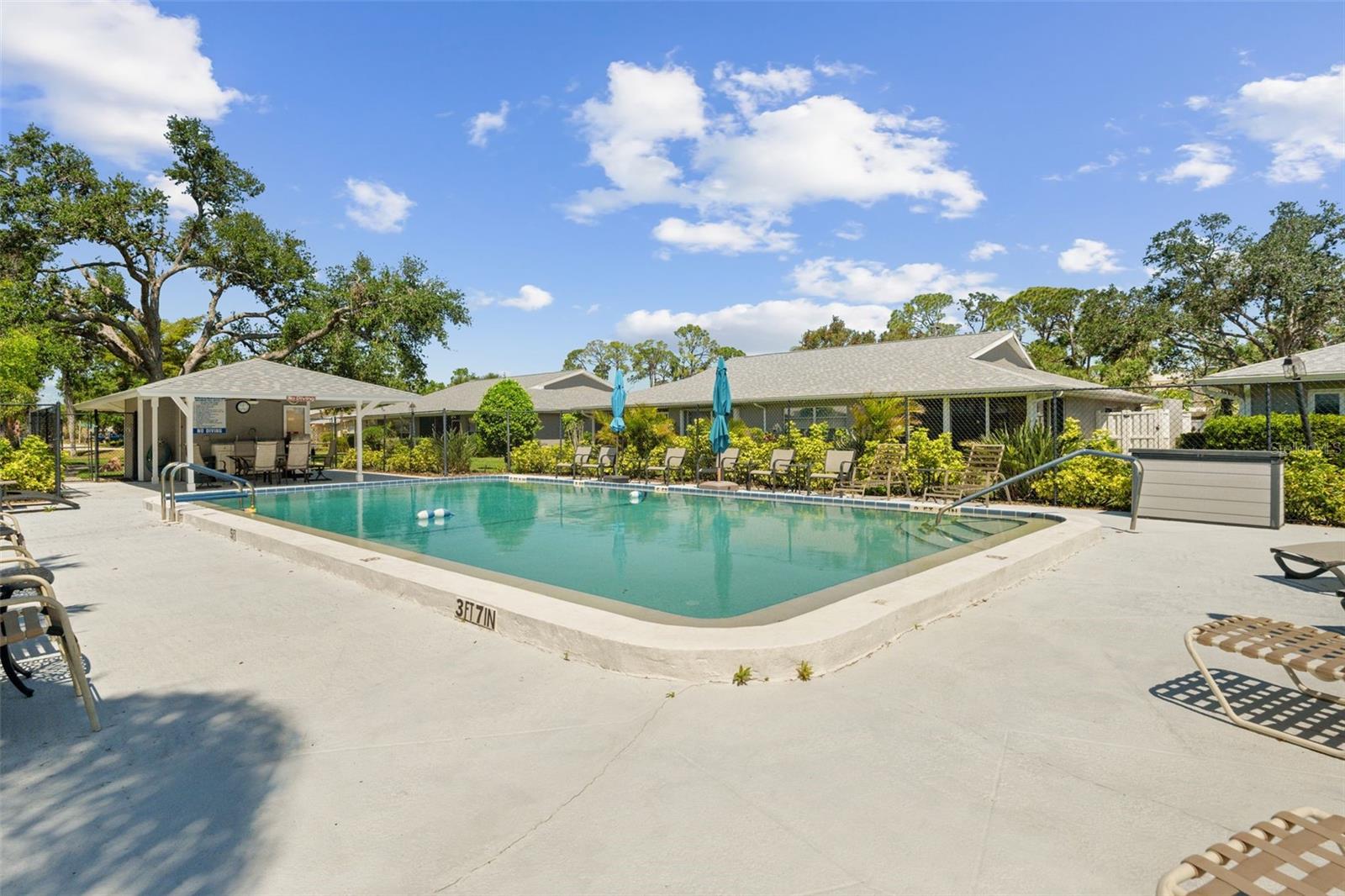 3921 CENTER GATE CIR #11, SARASOTA, FL, 34233