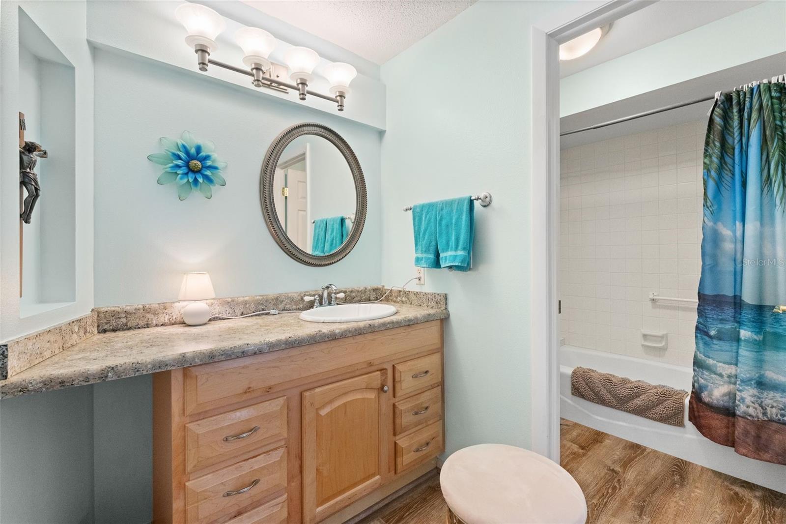 3921 CENTER GATE CIR #11, SARASOTA, FL, 34233