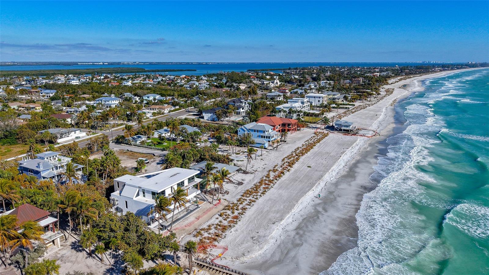 A4648957 Property Photo