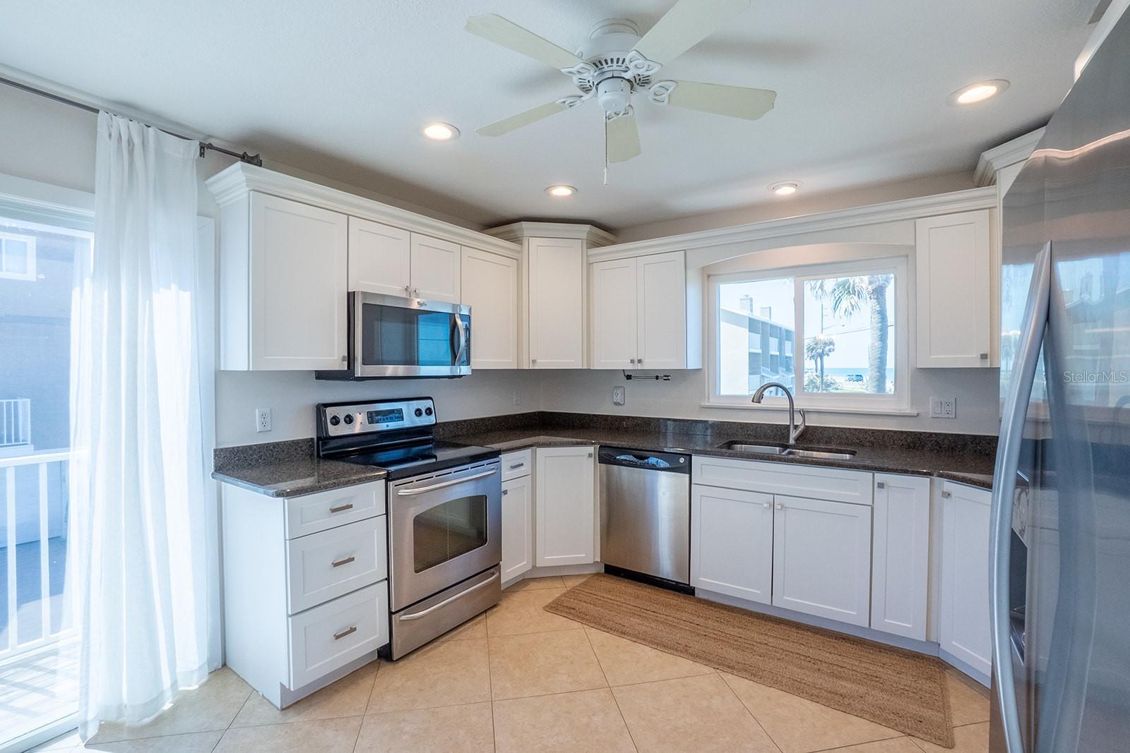 2898 OCEAN SHORE BLVD #401, ORMOND BEACH, FL, 32176