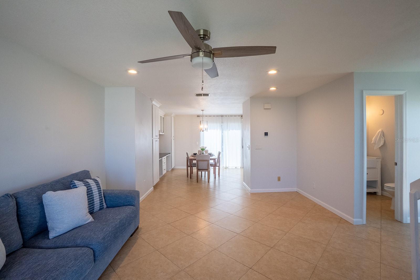 2898 OCEAN SHORE BLVD #401, ORMOND BEACH, FL, 32176