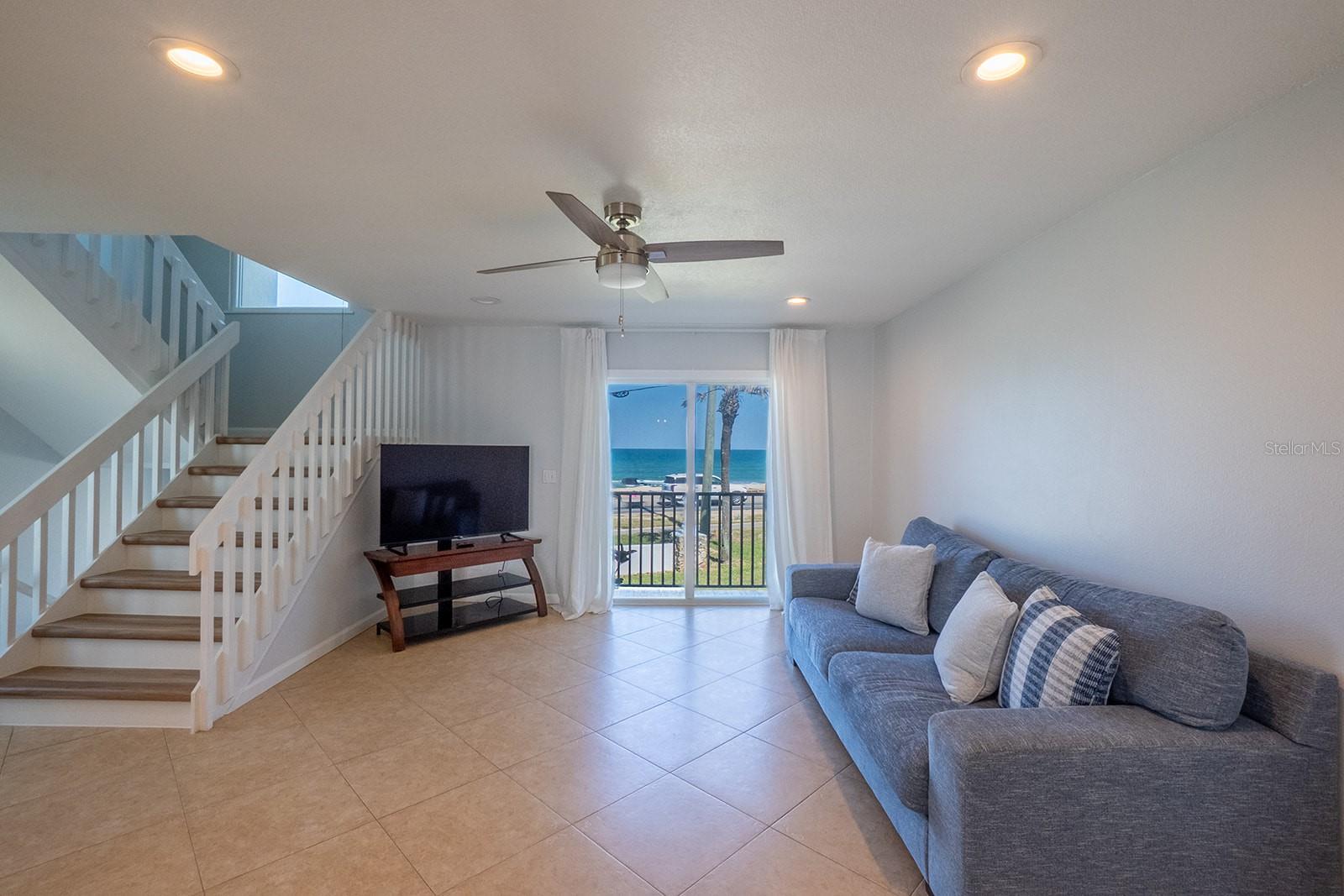 2898 OCEAN SHORE BLVD #401, ORMOND BEACH, FL, 32176