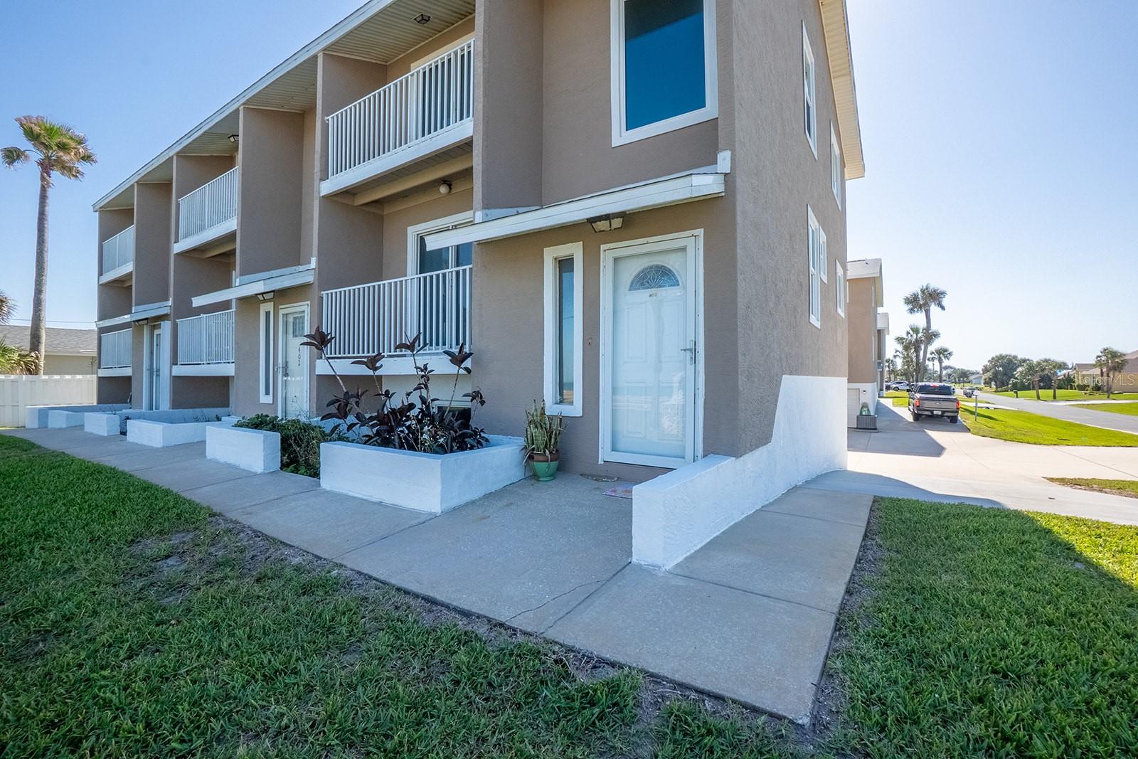 2898 OCEAN SHORE BLVD #401, ORMOND BEACH, FL, 32176