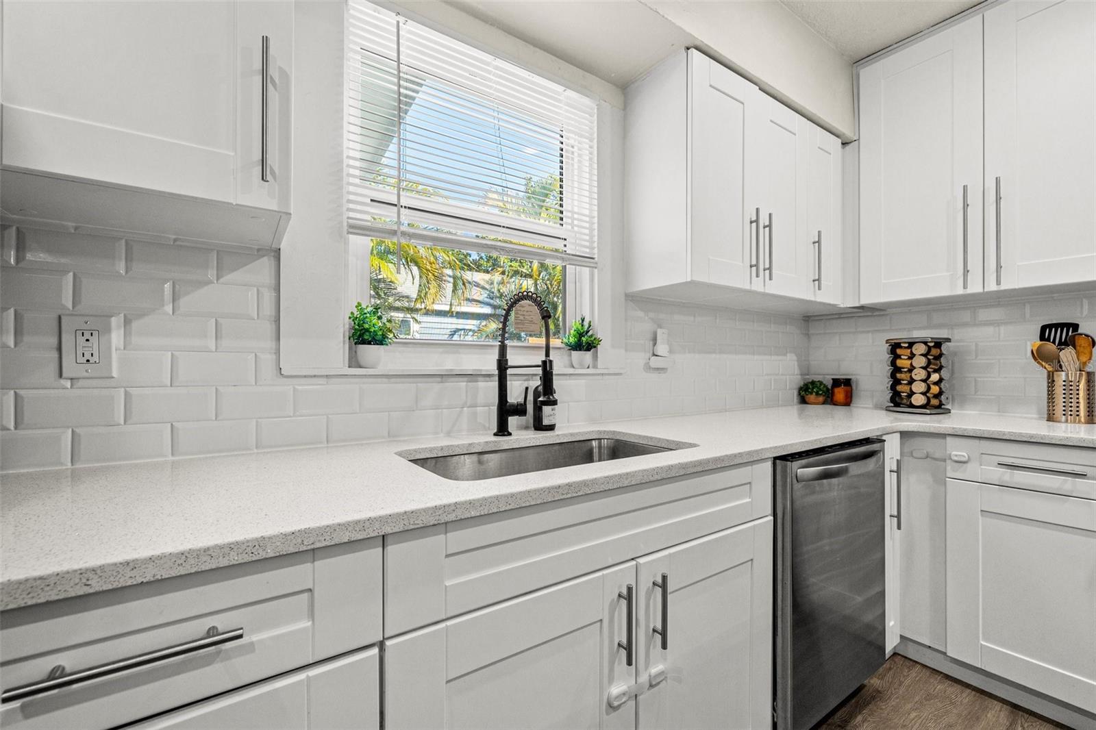 4545 1ST AVE N, ST PETERSBURG, FL, 33713