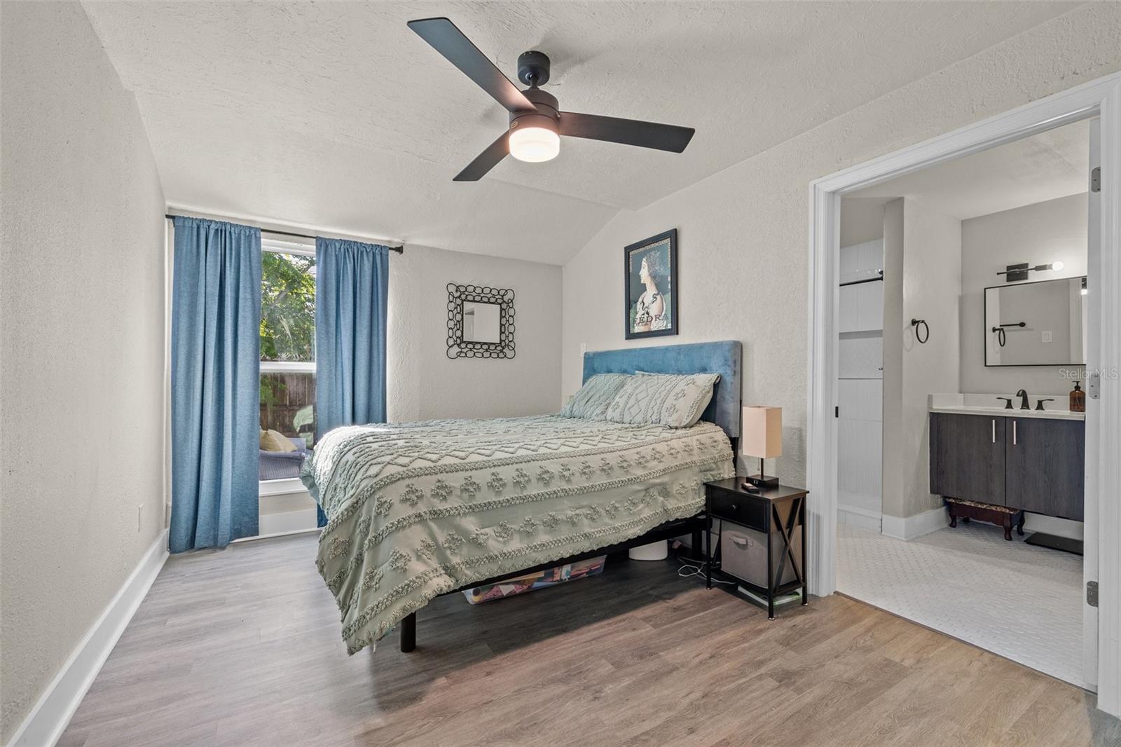 4545 1ST AVE N, ST PETERSBURG, FL, 33713