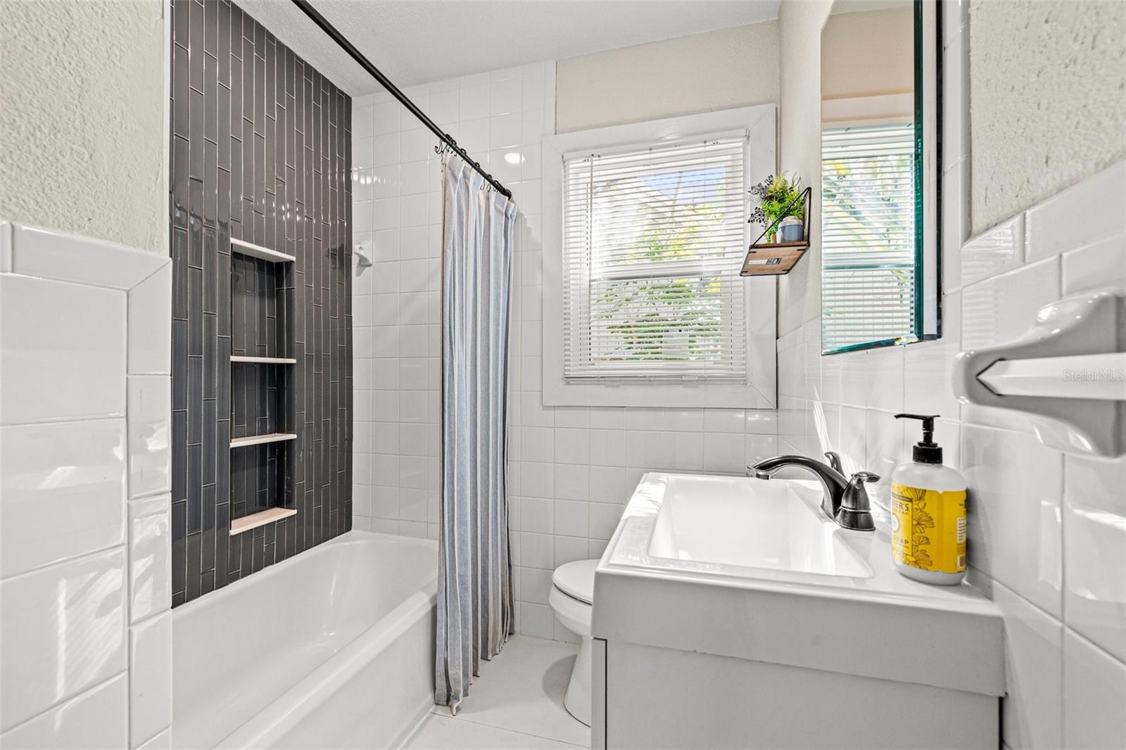 4545 1ST AVE N, ST PETERSBURG, FL, 33713