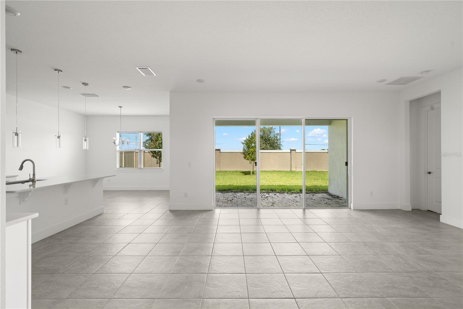 8834 DRUMMER PLANK DR, WESLEY CHAPEL, FL, 33545