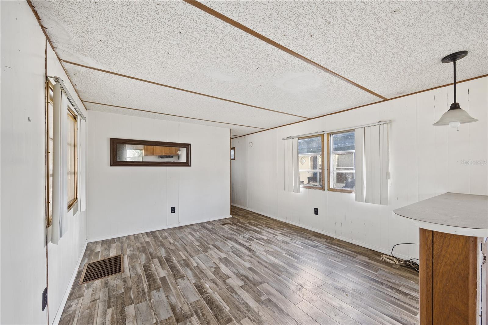 1098 NW 7TH BLVD, LAKE PANASOFFKEE, FL, 33538