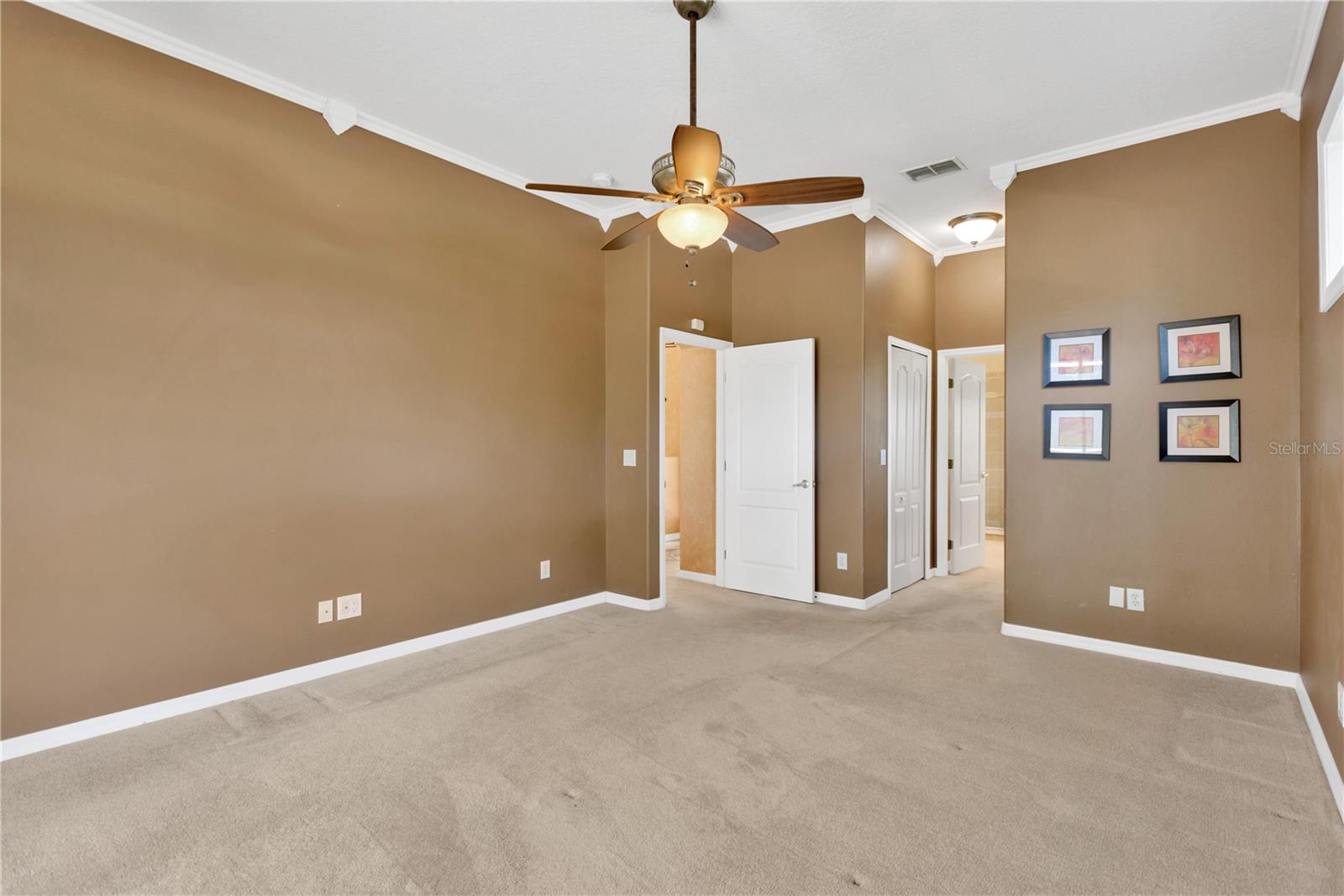 27054 FORDHAM DR, WESLEY CHAPEL, FL, 33543