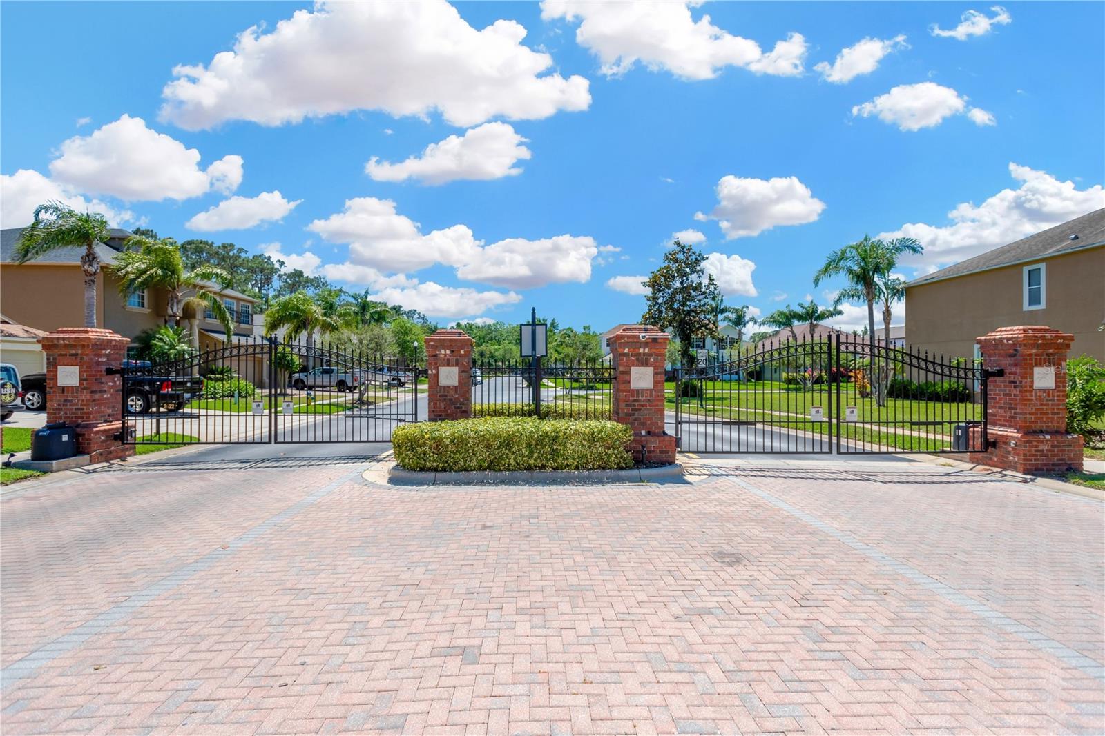 27054 FORDHAM DR, WESLEY CHAPEL, FL, 33543