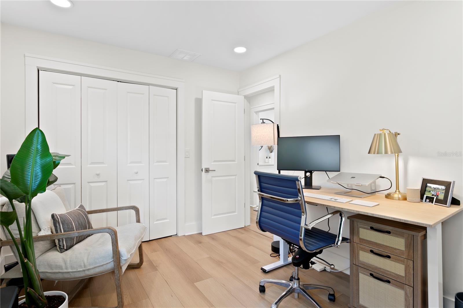 5298 OXFORD AVE N, ST PETERSBURG, FL, 33710