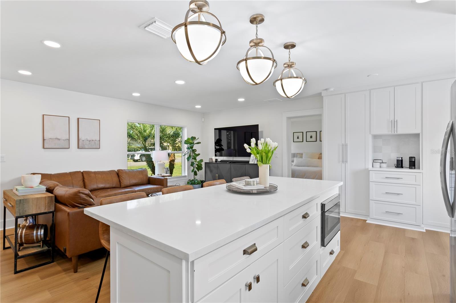 5298 OXFORD AVE N, ST PETERSBURG, FL, 33710