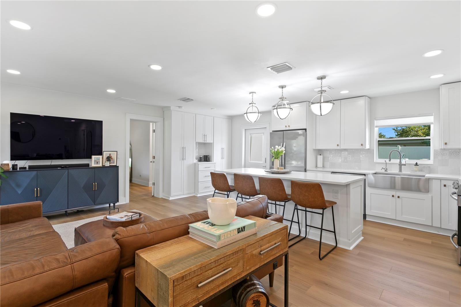 5298 OXFORD AVE N, ST PETERSBURG, FL, 33710