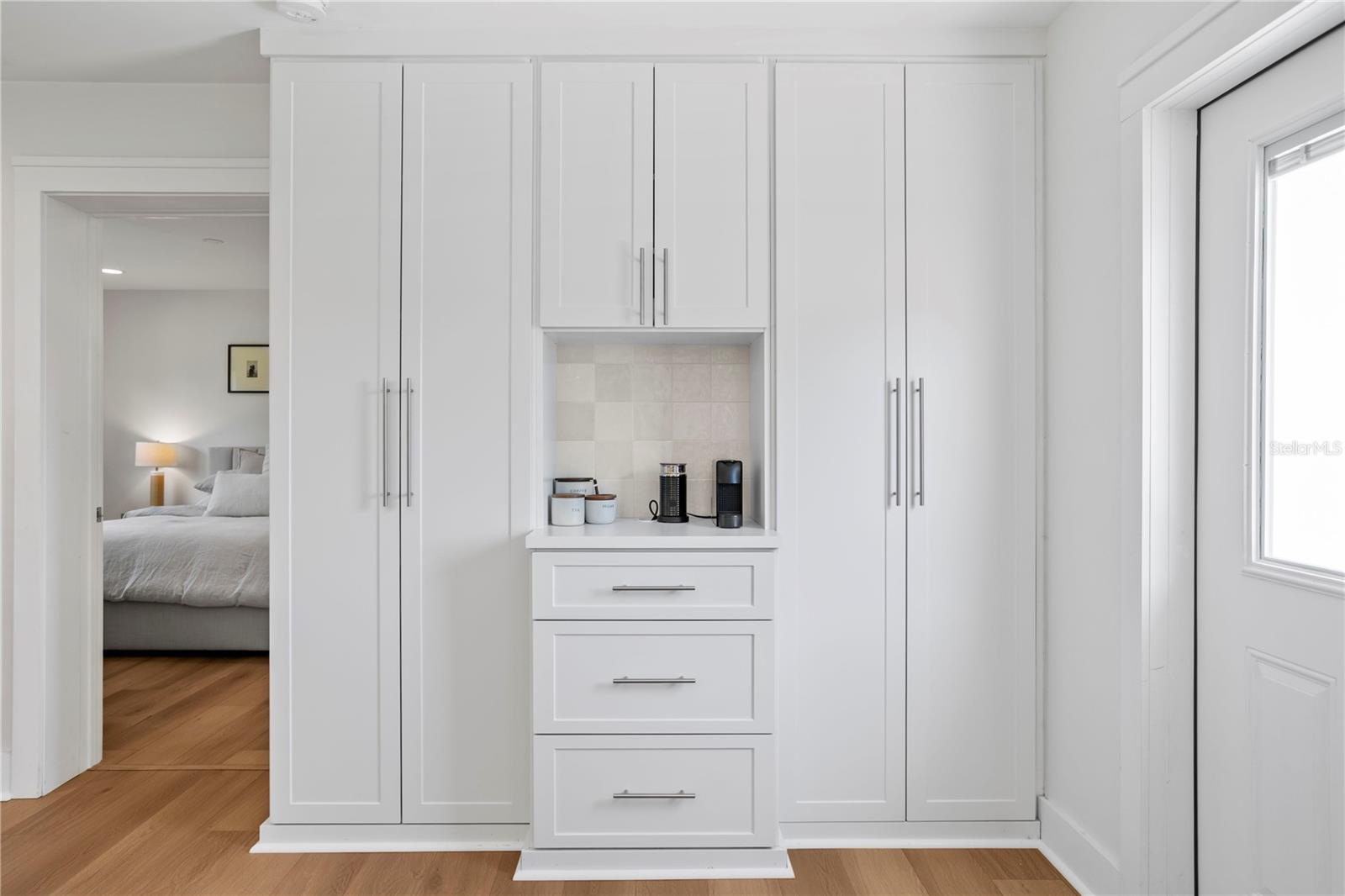 5298 OXFORD AVE N, ST PETERSBURG, FL, 33710