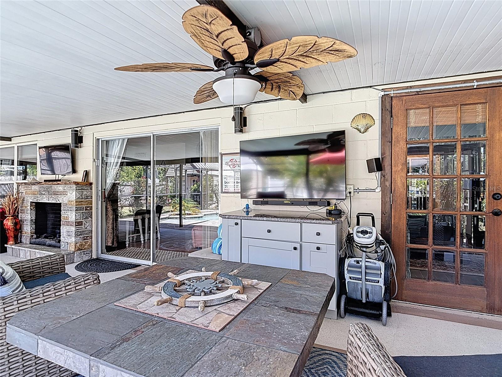 504 HILLDALE RD, BRANDON, FL, 33510