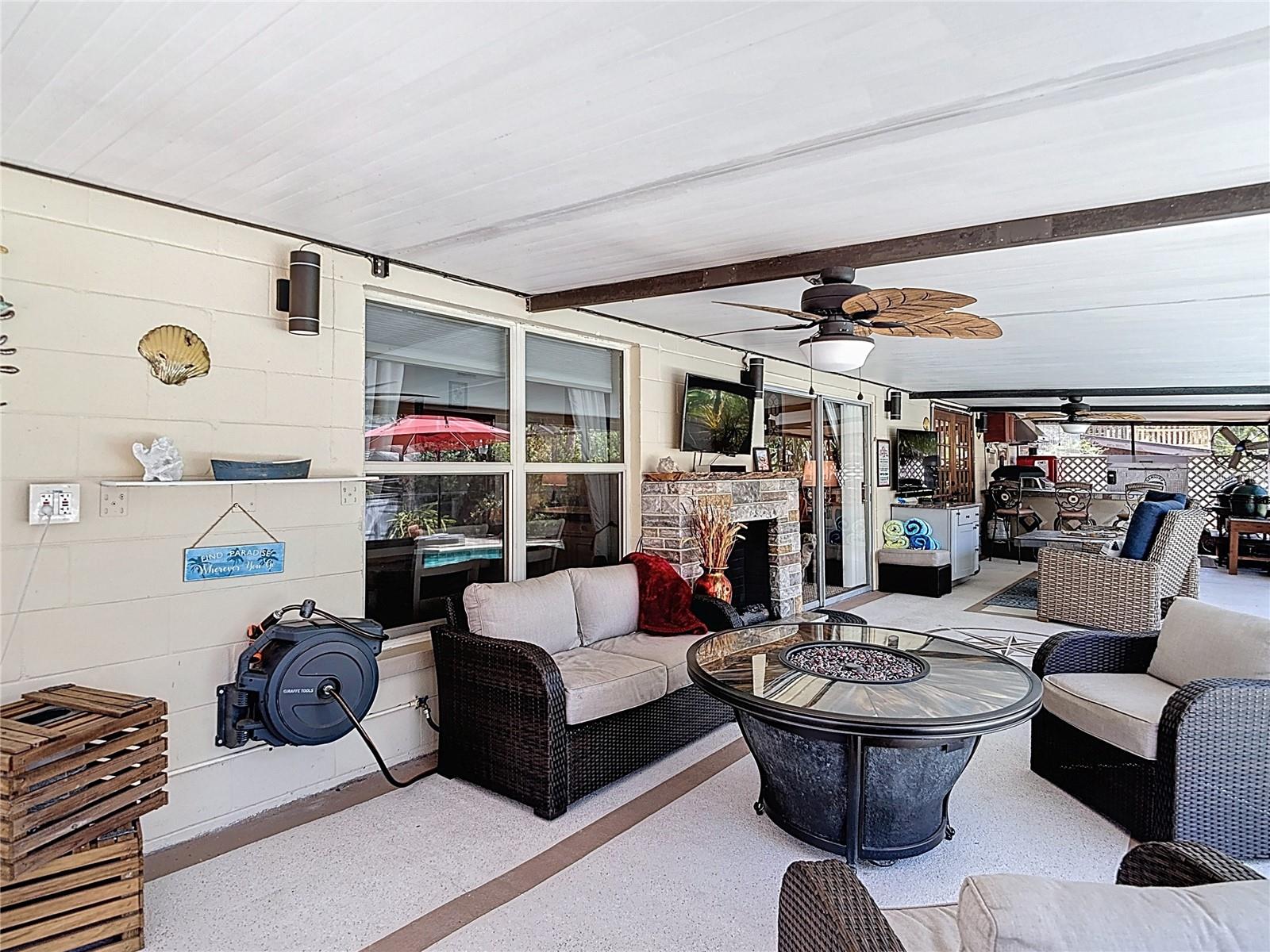 504 HILLDALE RD, BRANDON, FL, 33510