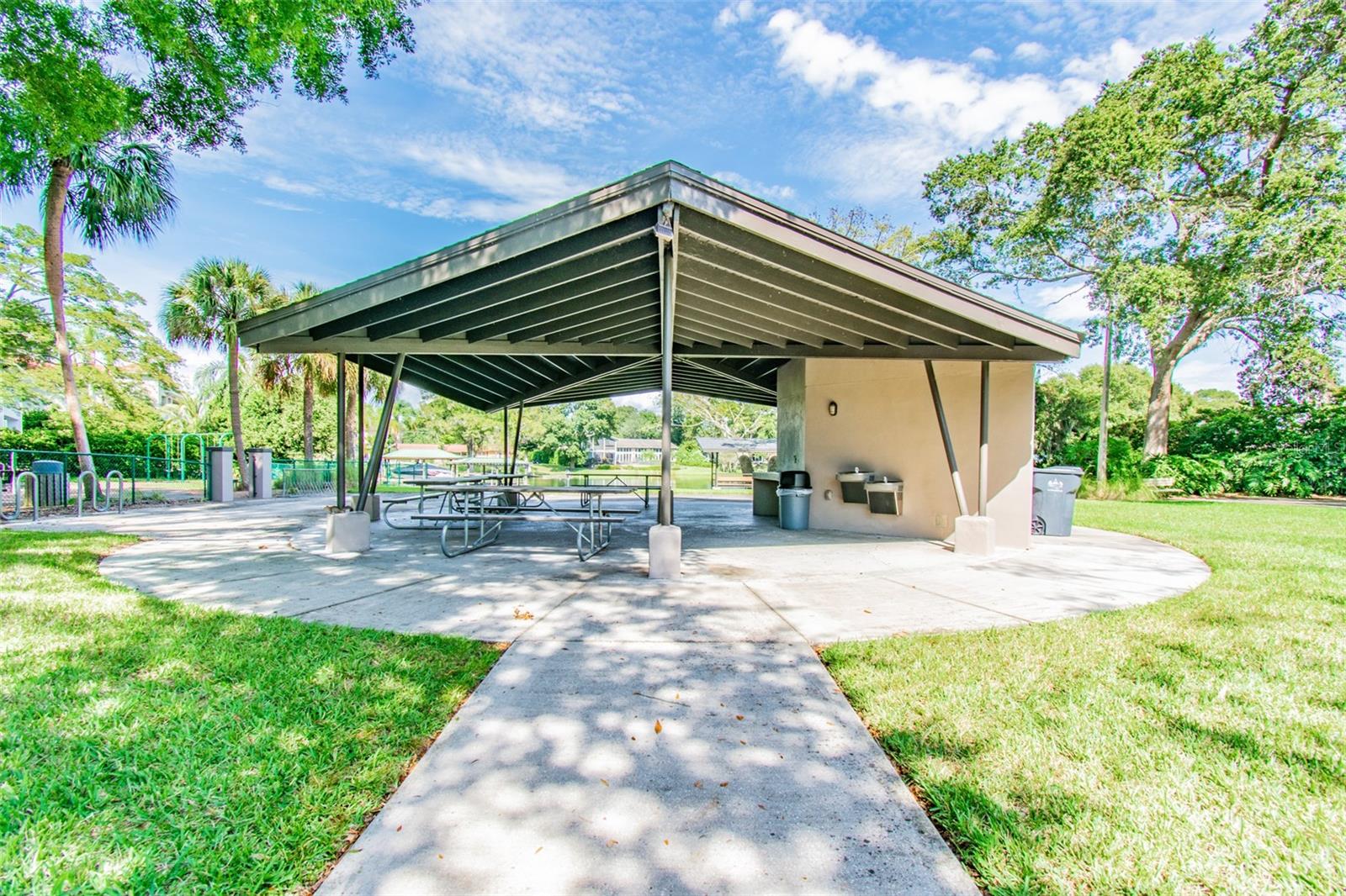 10314 LAKE CARROLL WAY, TAMPA, FL, 33618