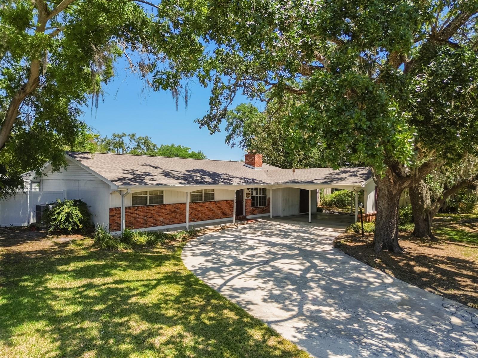 10314 LAKE CARROLL WAY, TAMPA, FL, 33618