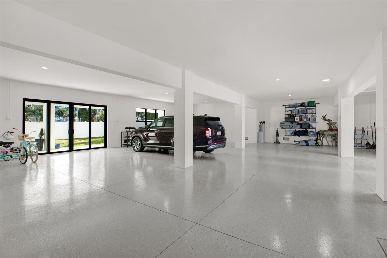 5924 BAYVIEW CIR S, GULFPORT, FL, 33707